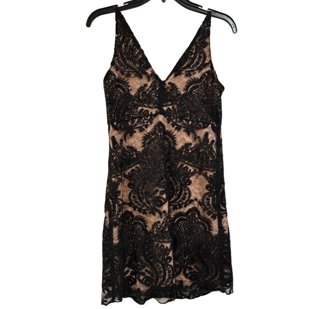 Altar’d State Black Lace Kayann Mini Dress V-Neck Sequin Nude Lining Size Small - Picture 4 of 16